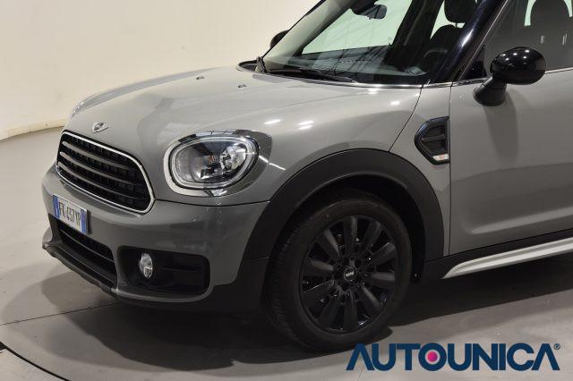 MINI Countryman 2.0 COOPER D AUTOMATICA NAVIGATORE FARI LED