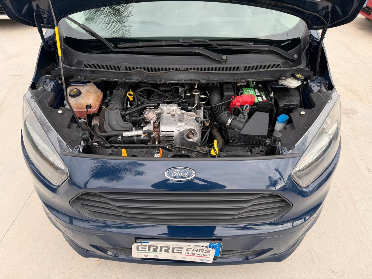 FORD TOURNEO COURIER 2017 1.0 BENZ 74.000 KM