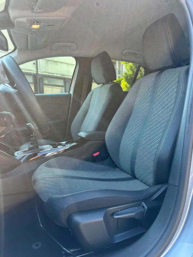 PEUGEOT 208 1.2 100cv 5 porte Allure