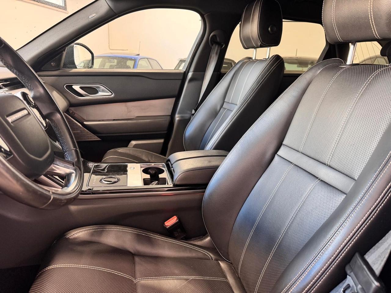Land Rover Range Velar 2.0D I4 240 CV R-Dynamic SE