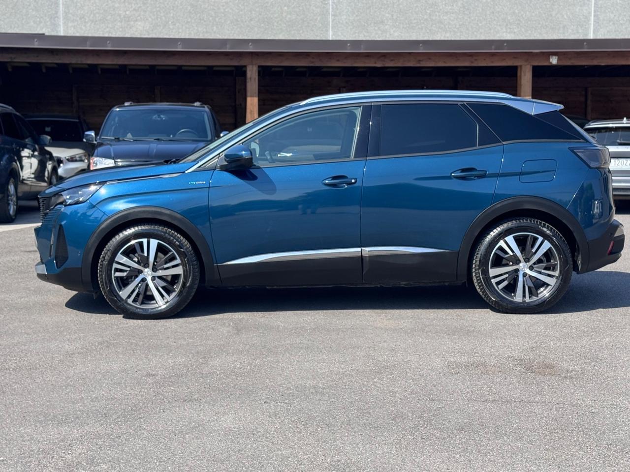 Peugeot 3008 Hybrid 225 e-EAT8 Allure Pack