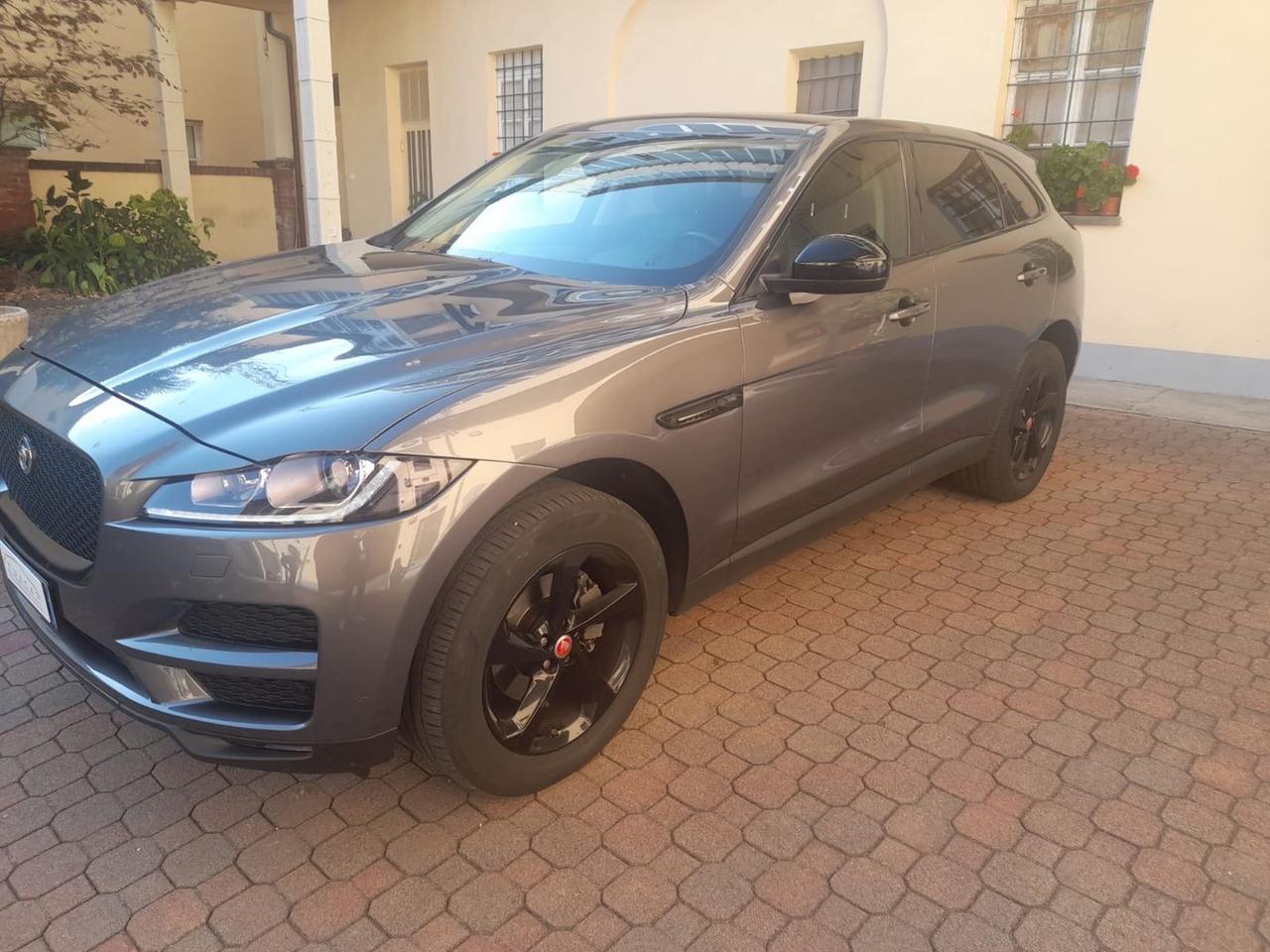 Jaguar F-Pace 2.0 20d Turbo #7015