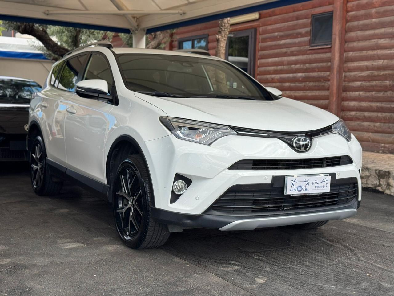 Toyota RAV 4 RAV4 2.0 D-4D 2WD Lounge