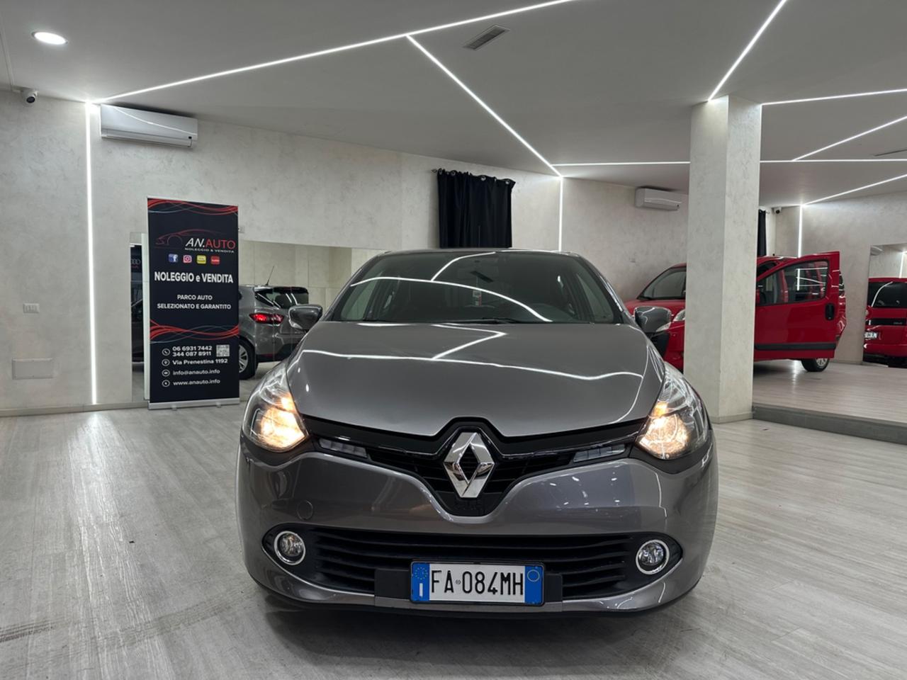 Renault Clio 1.2 75CV 5 porte Wave