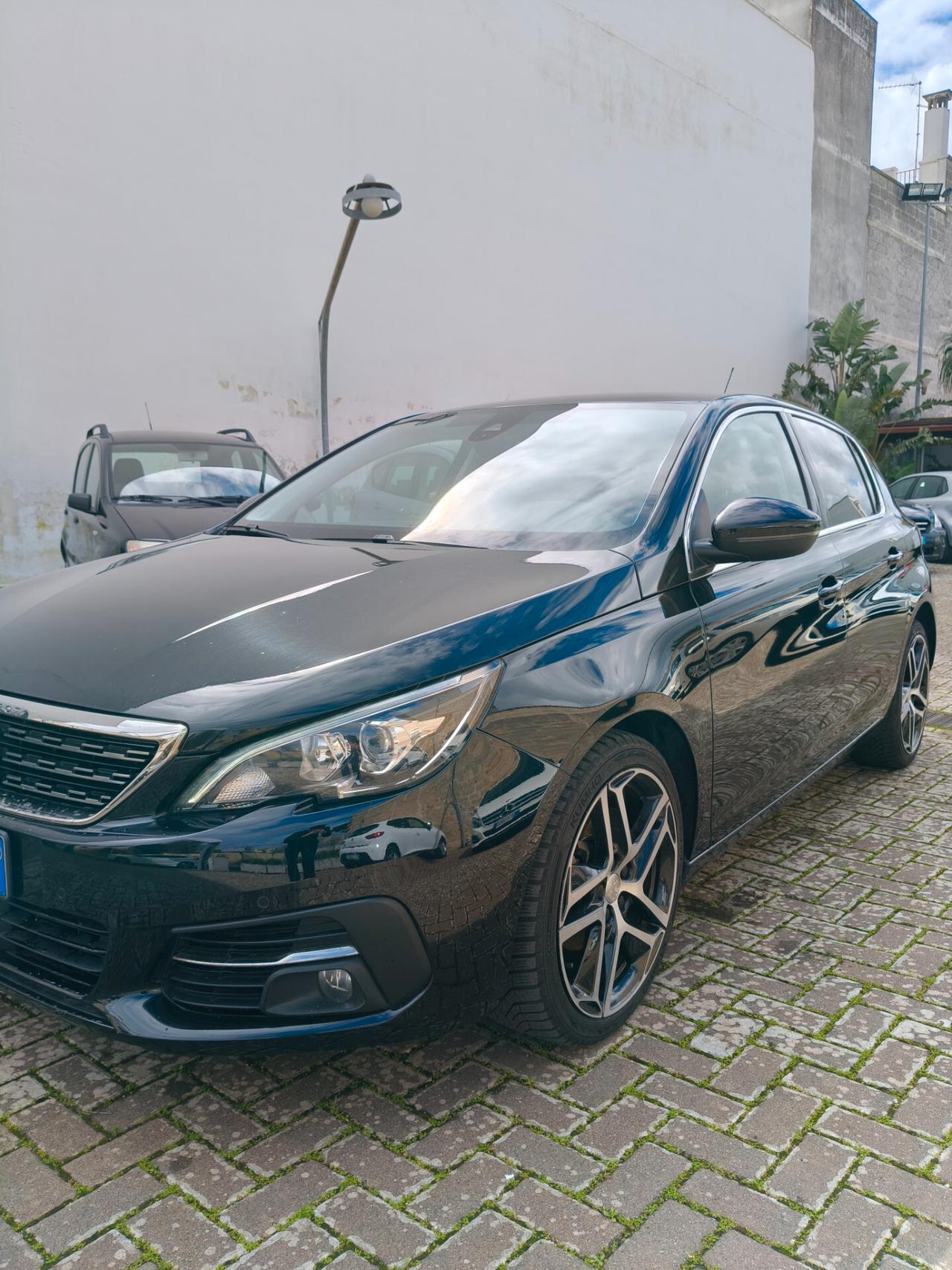 Peugeot 308 BlueHDi 120 S&S EAT6 GT Line