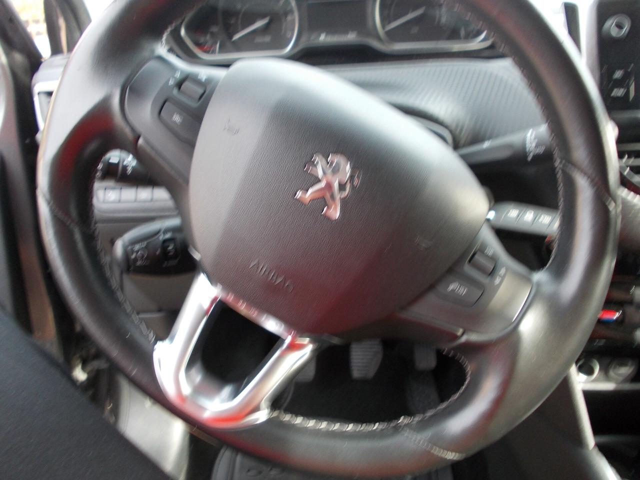 Peugeot 208 PureTech 5 p.Allure-KM72074