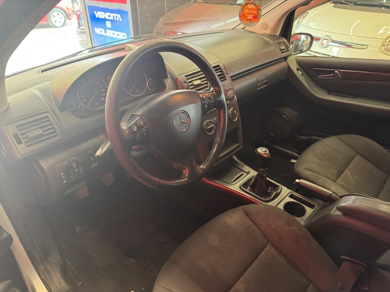 Mercedes-benz A 200 A 200 CDI Avantgarde