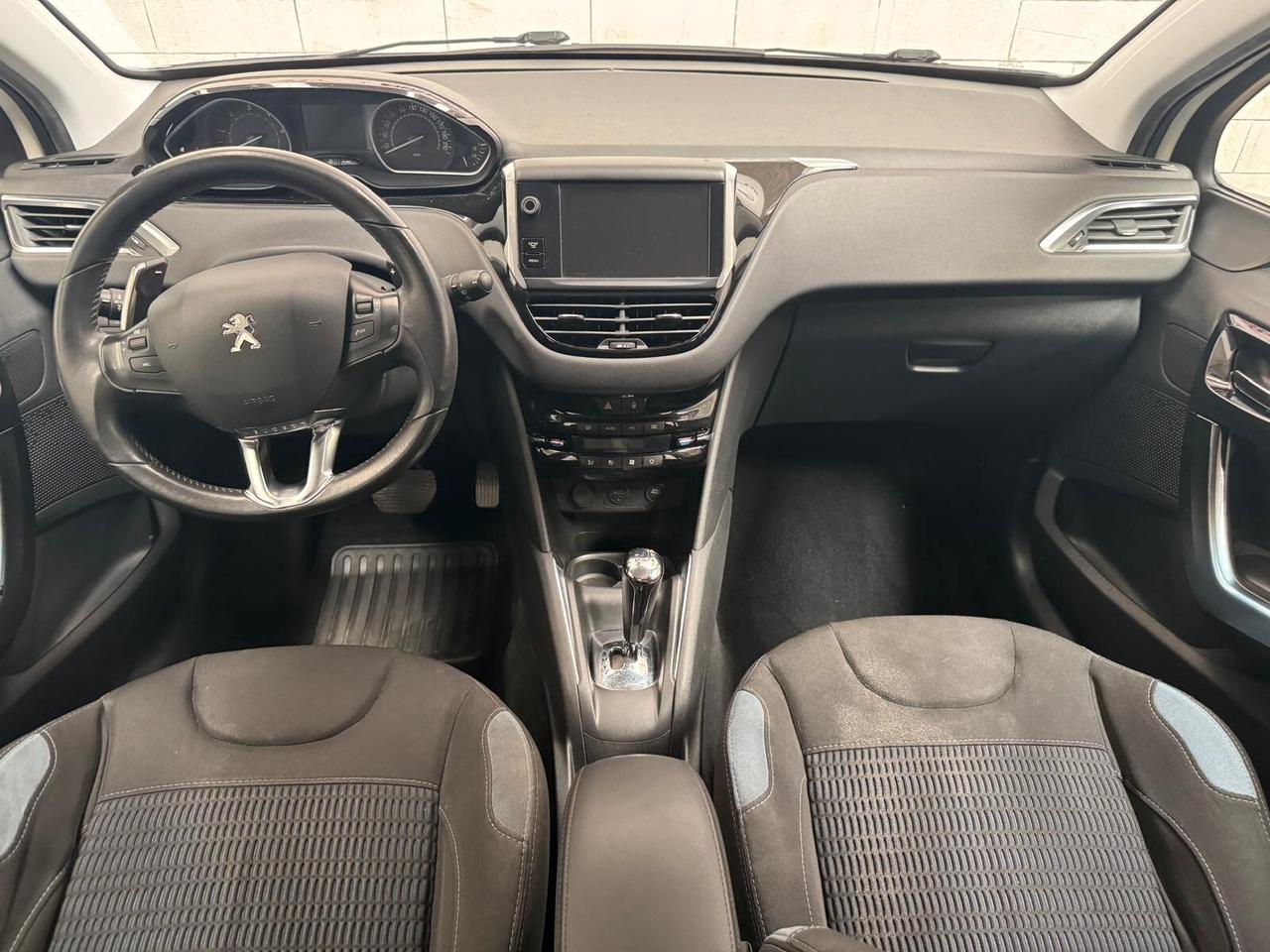 Peugeot 208 cambio automatico