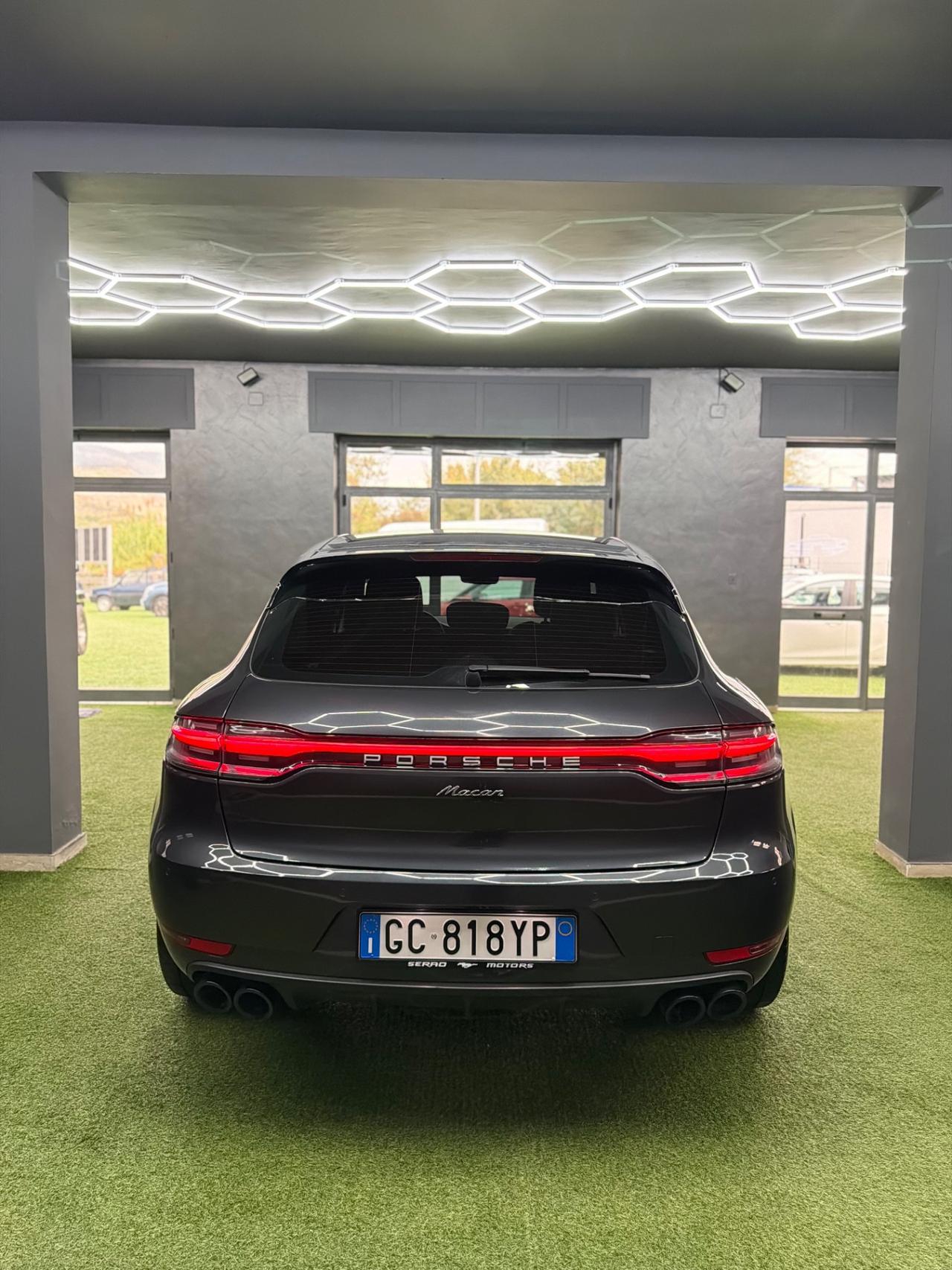 Porsche Macan 2.0 BENZ 250cv NO SUPERBOLLO