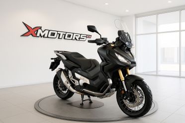 Honda X-ADV 750 travel
