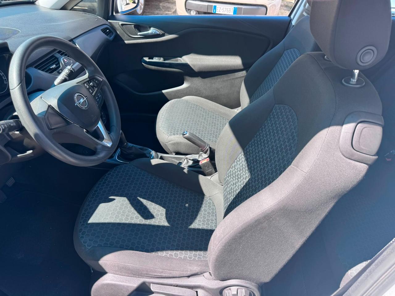 Opel Corsa 1.2 Coupé n-Joy