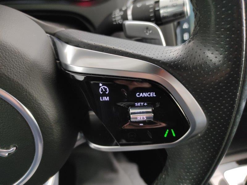 JAGUAR E-Pace (X540) - E-Pace 2.0D I4 163 CV AWD Auto R-Dynamic
