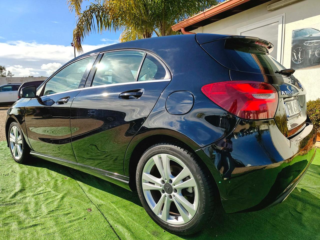 Mercedes-benz A 180 d Automatic Premium - 2018