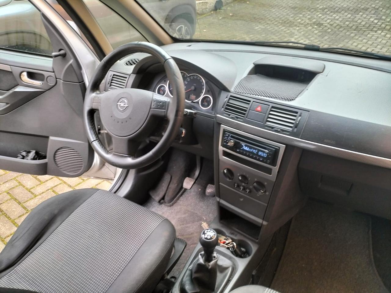 Opel Meriva 1.4 16V Cosmo OK NEOPATENTATI