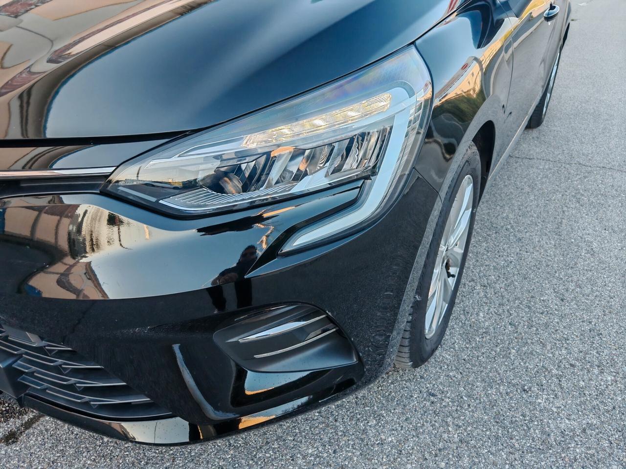 RENAULT CLIO 1.5 DCI OK NEOPATENTATI KM VERI UNIPROPRIETARIO