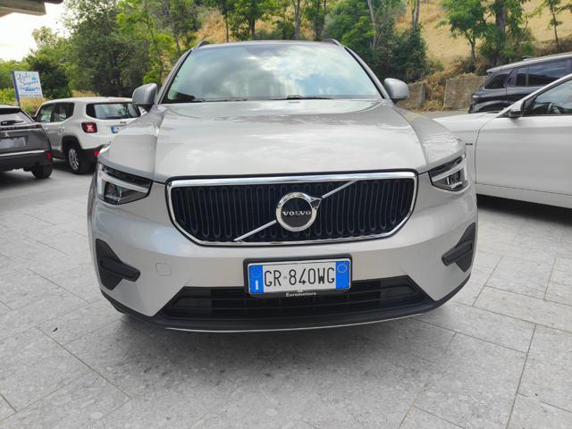 VOLVO XC40 T2 Essential