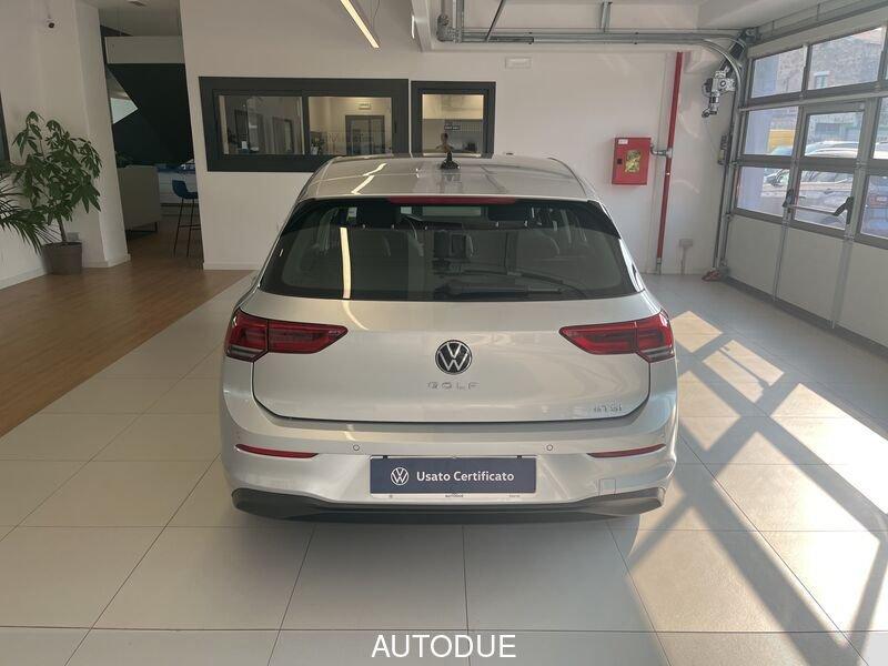 Volkswagen Golf 8 1.0 ETSI EVO LIFE DSG 110 CV
