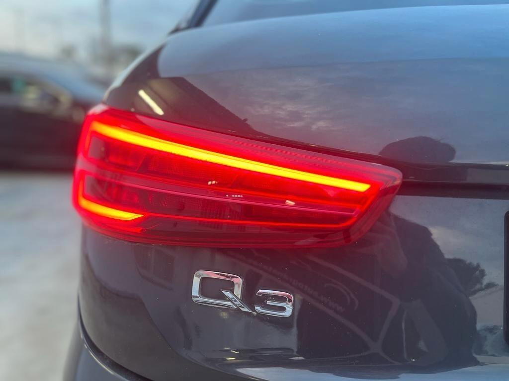 Audi Q3 2.0 TDi 150cv S-Tronic Business-Perfetta