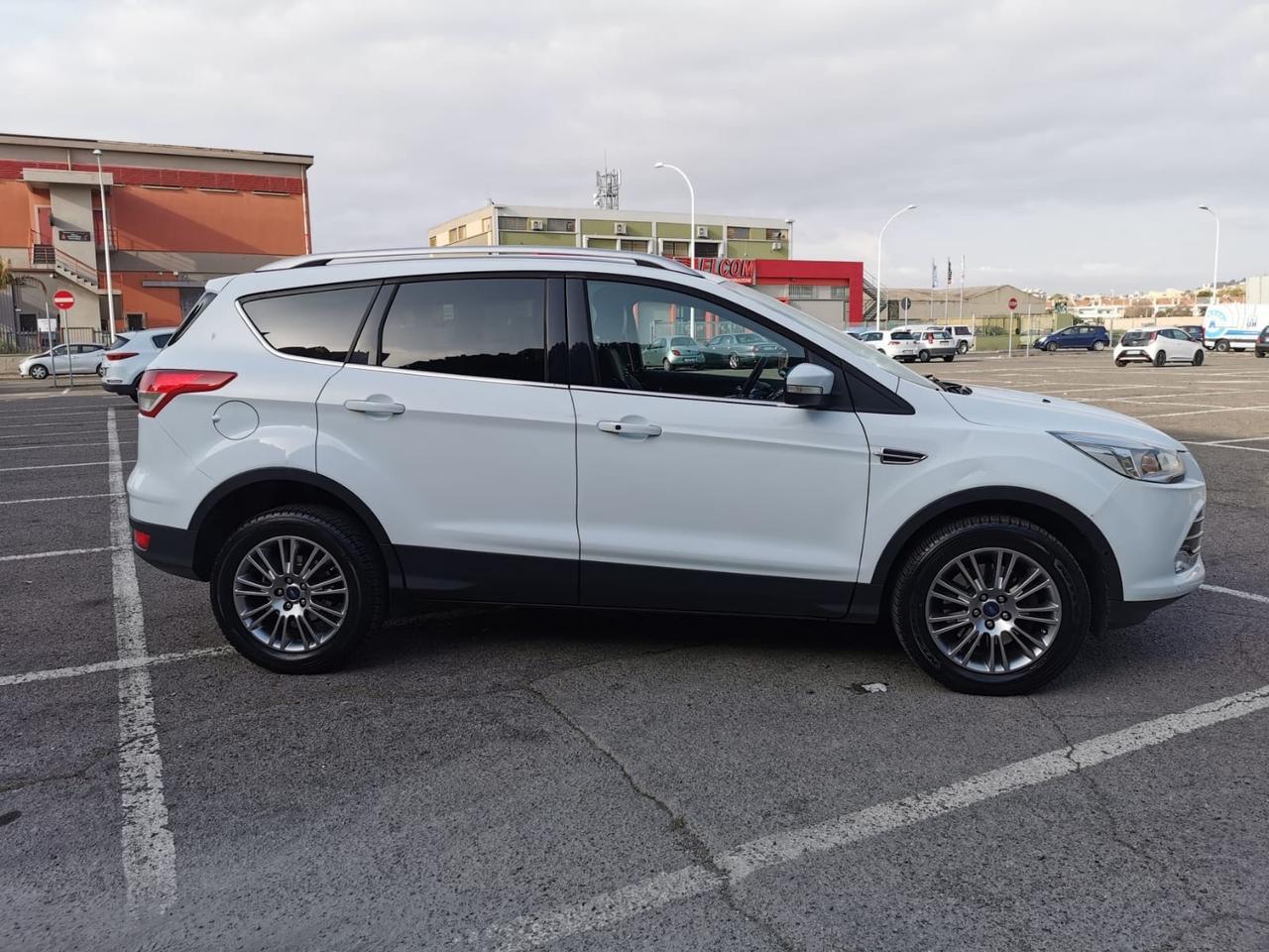 Ford Kuga Titanium ( 2” Serie ) 2.0 Tdci - 136 Cv 4 WD - Powershift