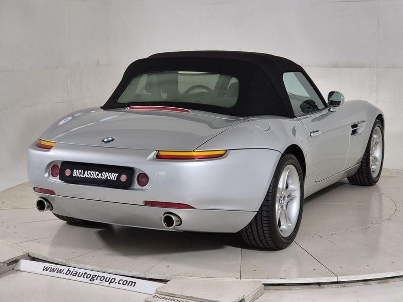 BMW Z8 4.9