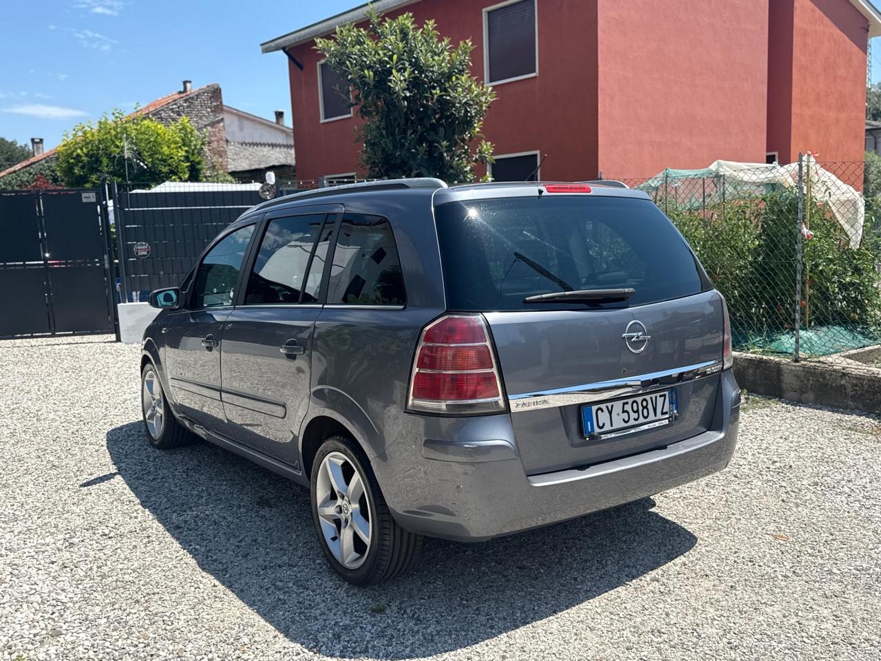 Opel Zafira 1.9 CDTI 120CV Cosmo 7 POSTI
