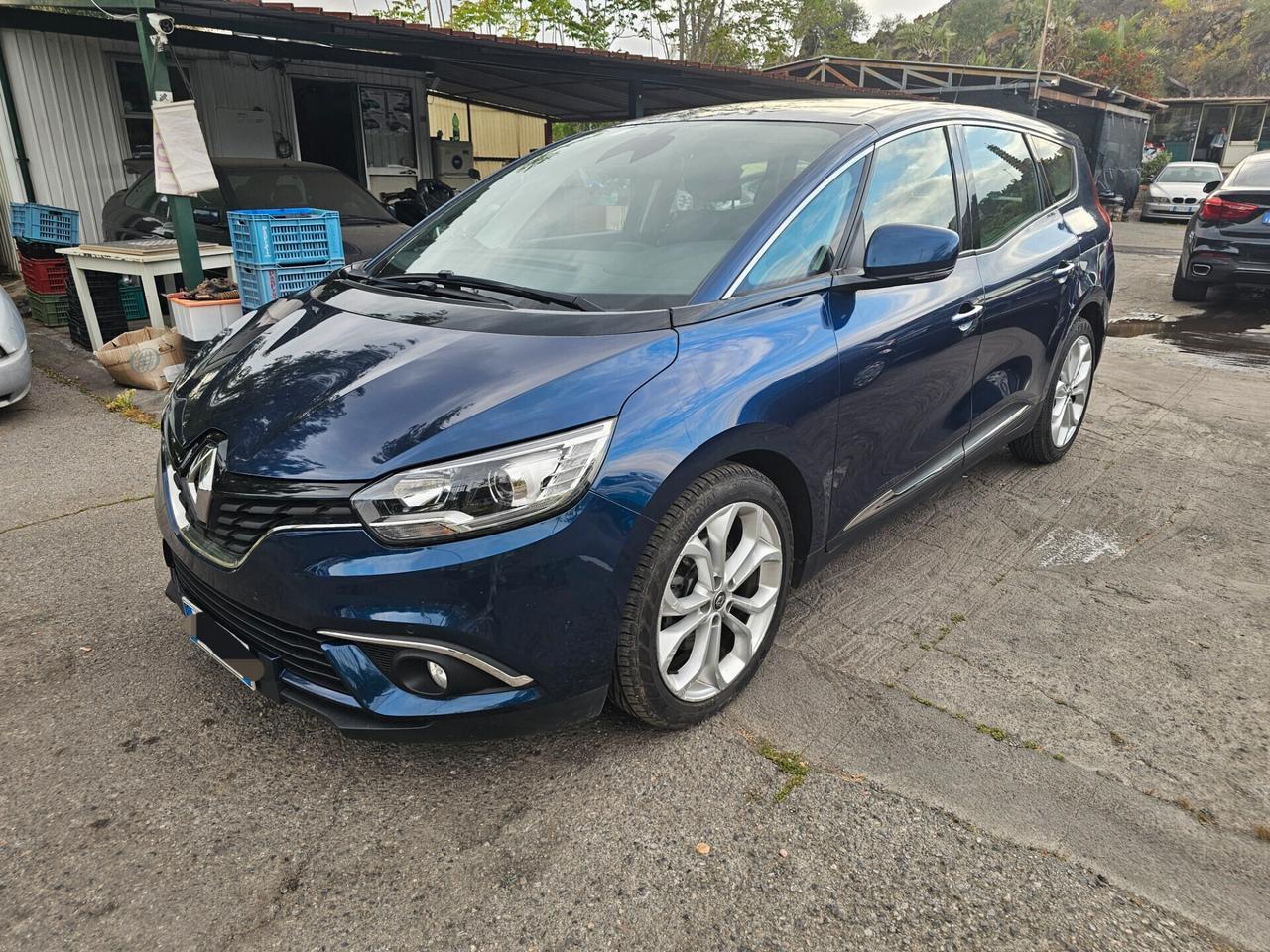 Renault Scenic Scénic Blue dCi 120 CV EDC Initiale Paris -- 7 -- p.o.s.t.i.
