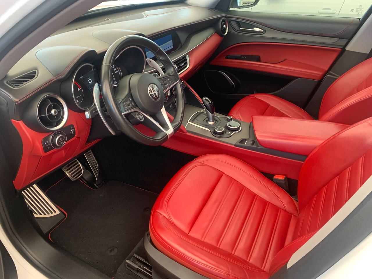 Alfa Romeo Stelvio 210 CV Q4 full tetto uniprò