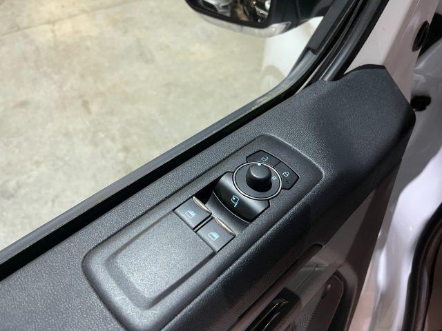 FORD Tourneo Custom 320 2.0 EcoBlue 150CV PL Titanium 9 POSTI