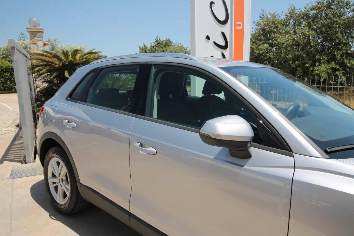 Audi Q3 35 TFSI 150cv Business 6marce|2021