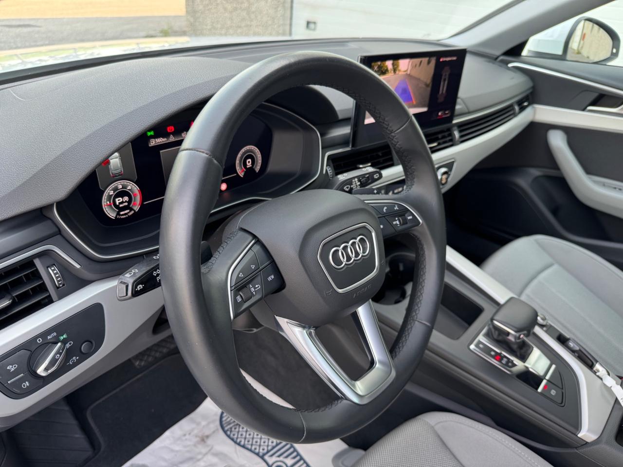 Audi A4 Avant 35 TDI/163 CV S tronic Business Advanced