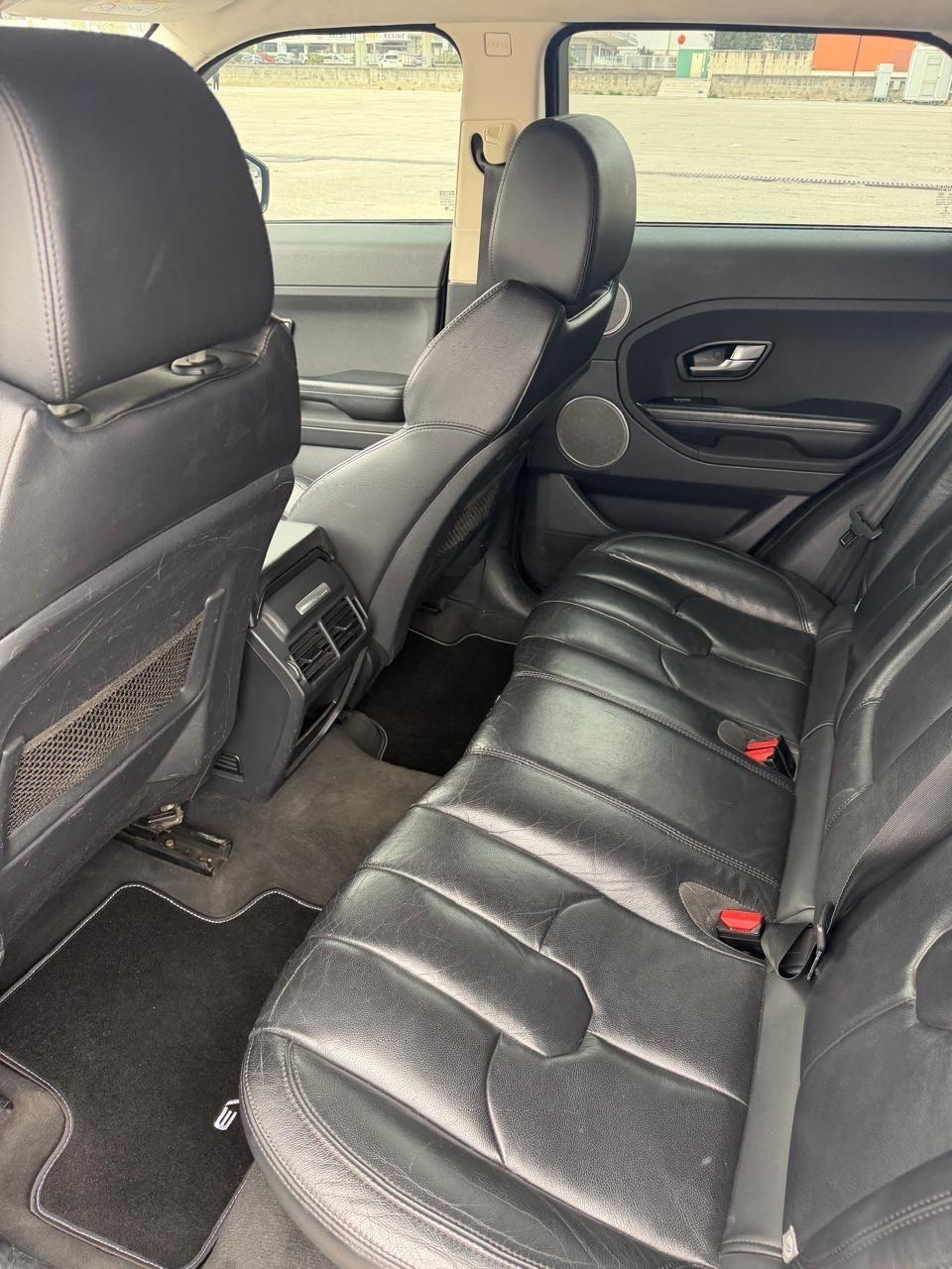 Land Rover Evoque 2.2 TD4 5p. Prestige