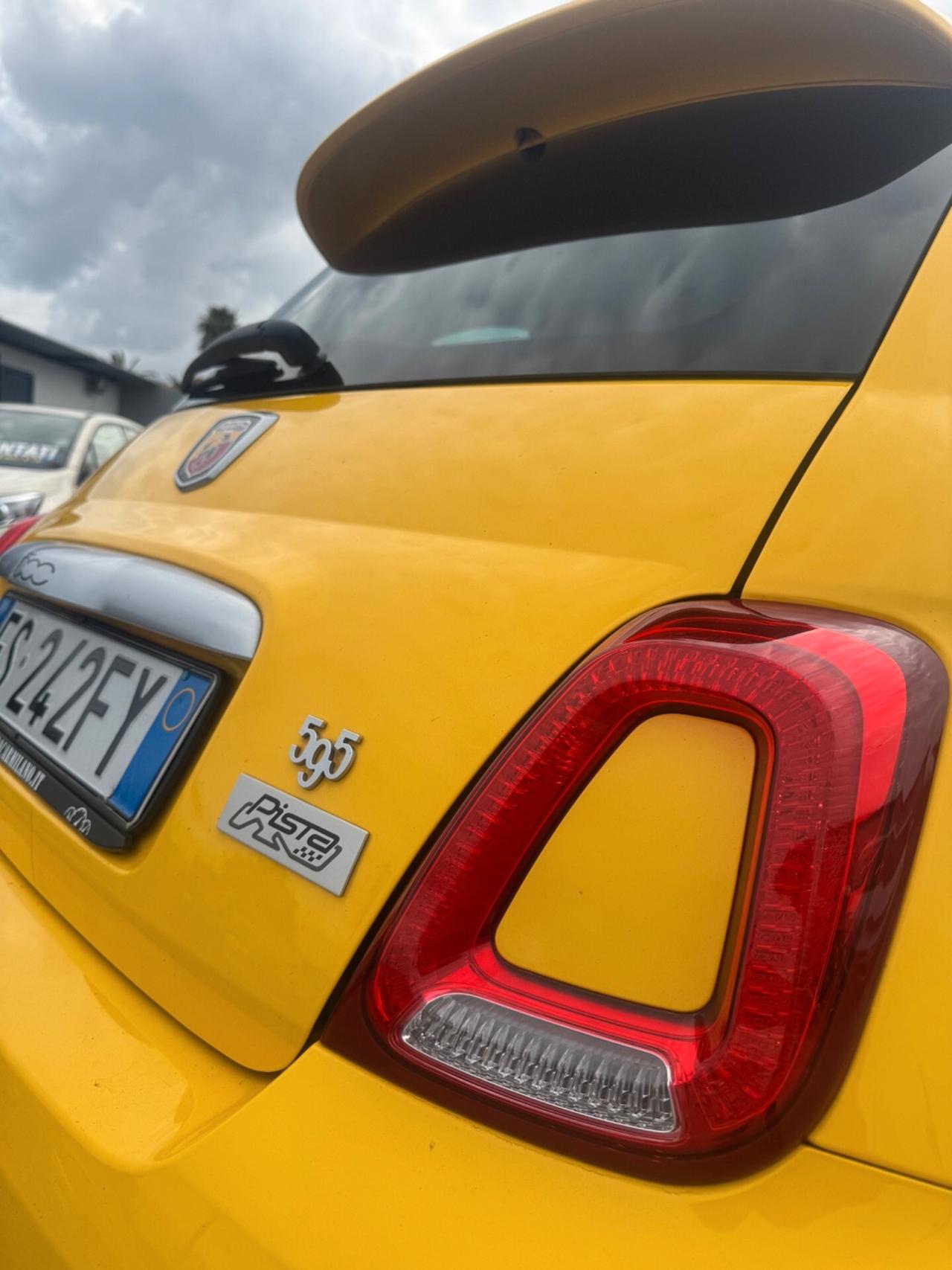 Abarth 595 1.4 Turbo T-Jet 160 CV Pista