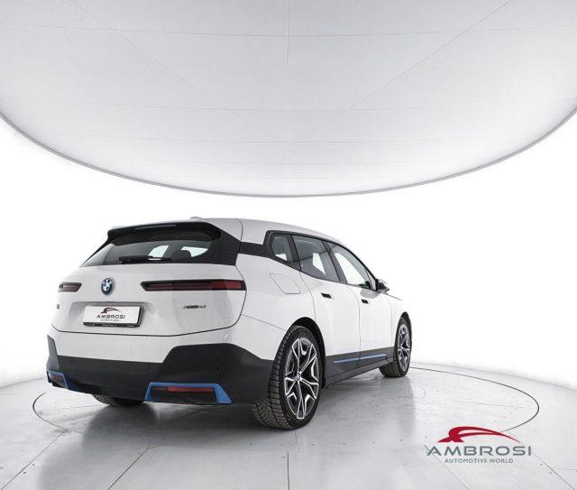 BMW iX xdrive40 Edition Essence - PER OPERATORI DEL SETTO