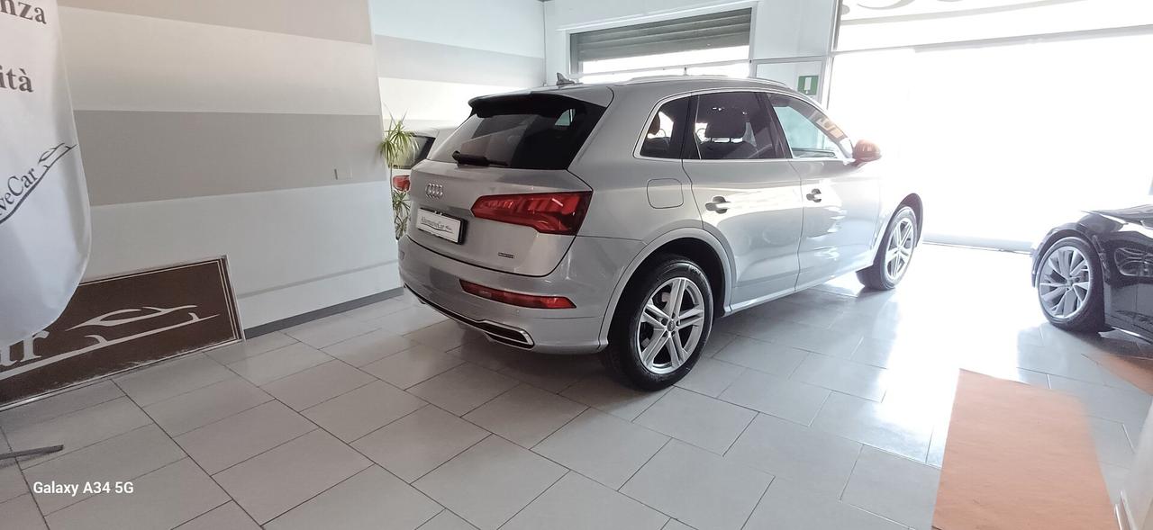 Audi Q5 40 TDI quattro S tronic line plus
