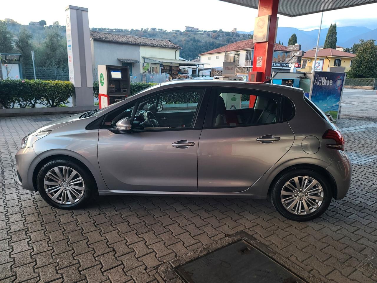Peugeot 208 1.2 GPL ANNO 2019 MANUTENZIONE COMPLETA