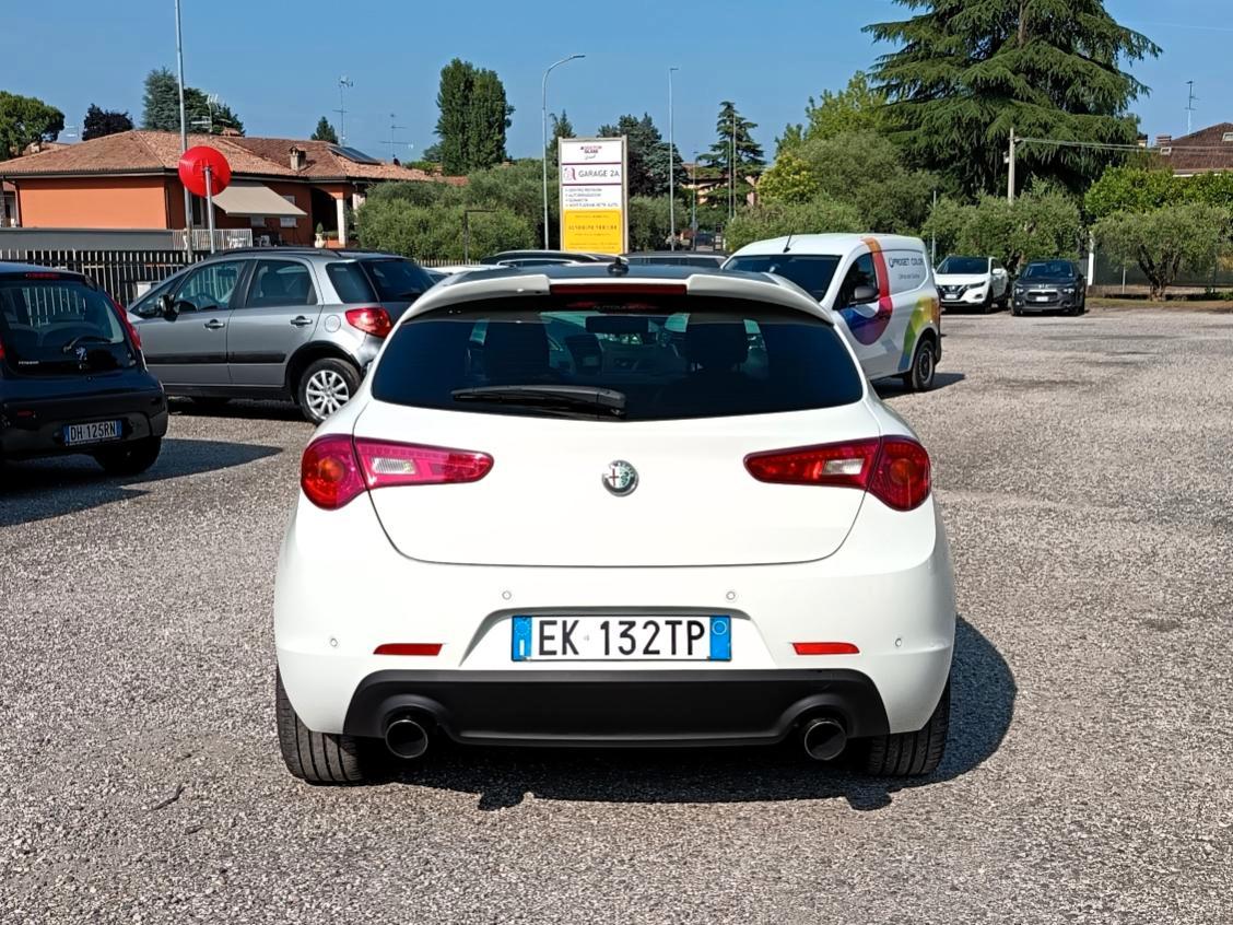 Alfa Romeo Giulietta 1750 tbi Quadrifoglio Verde 235cv