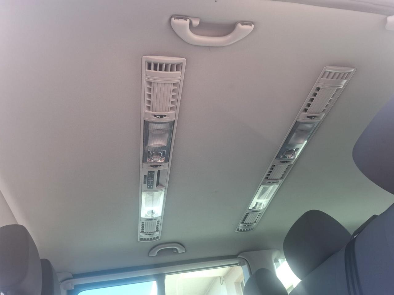 Volkswagen Transporter Caravelle 2.0 BiTDI 180CV 4 Motion PC Comfortline