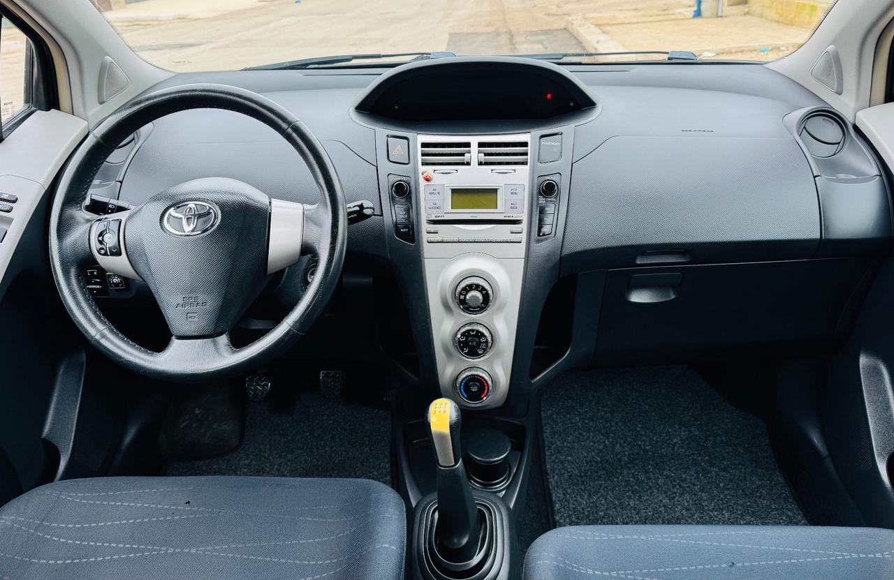 Toyota Yaris 1.3 5 porte
