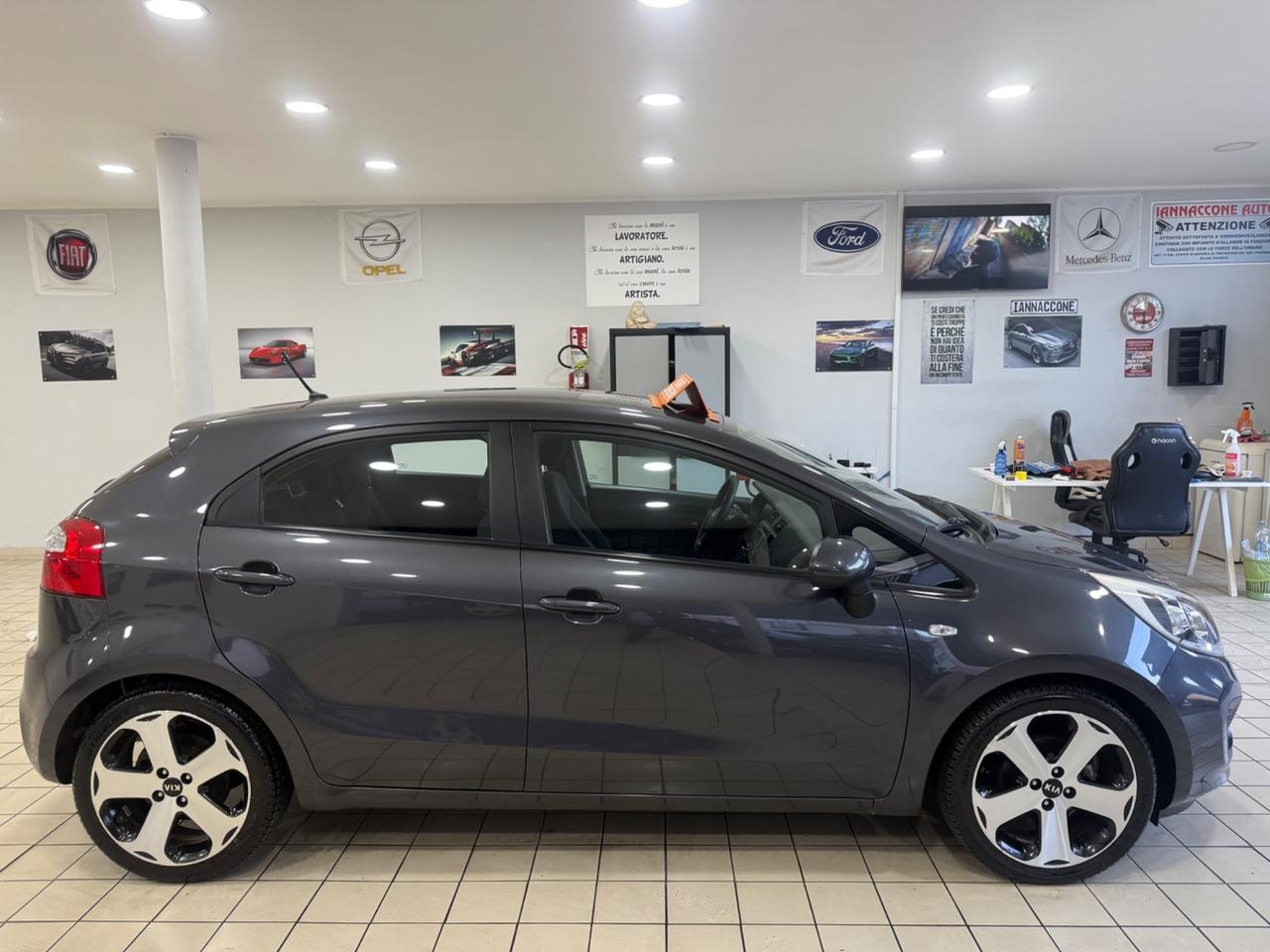 Kia Rio 1.2 gpl 2015 Full optional