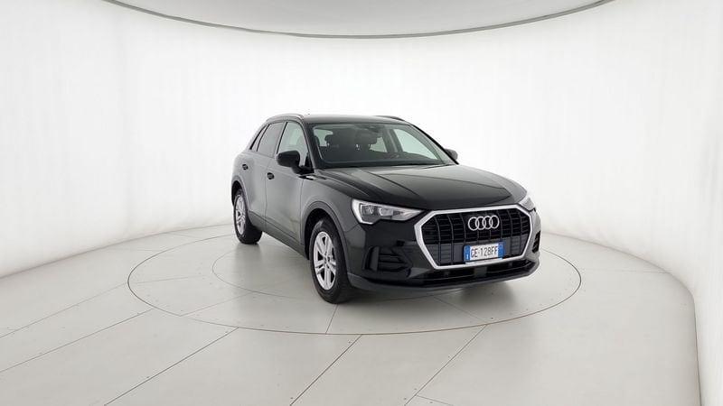 Audi Q3 35 TDI S tronic Business