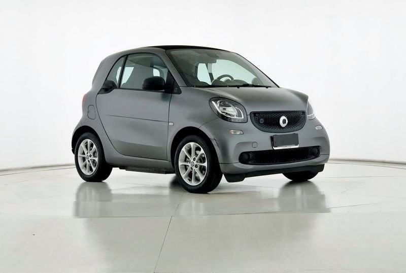 smart fortwo EQ Passion