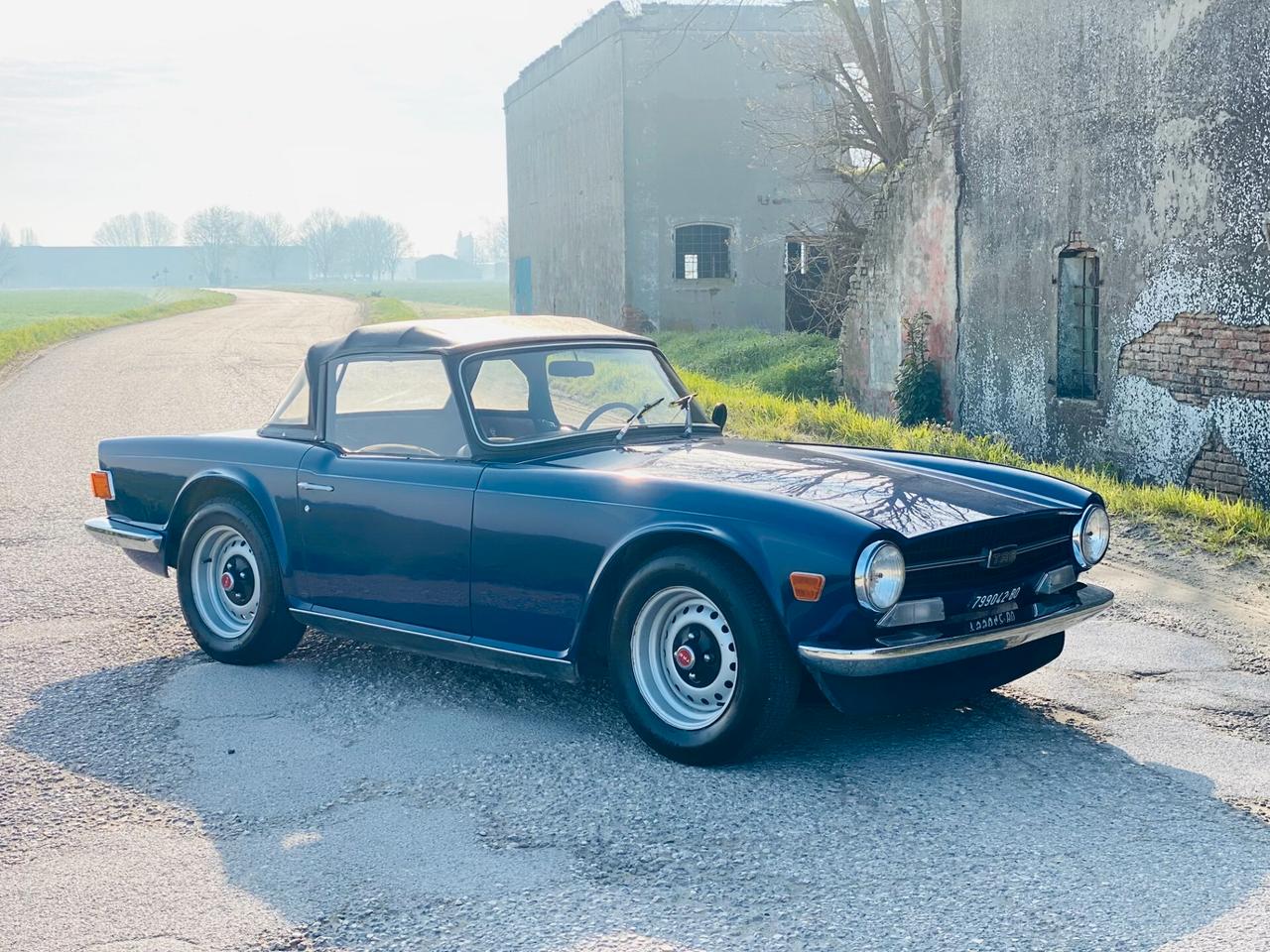 Triumph TR6 PI