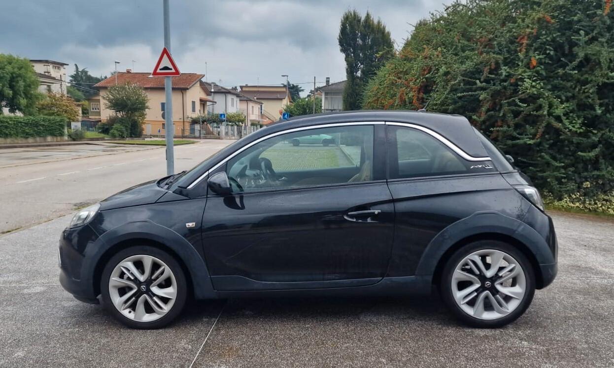 Opel Adam Rocks 1.2 70 CV Air