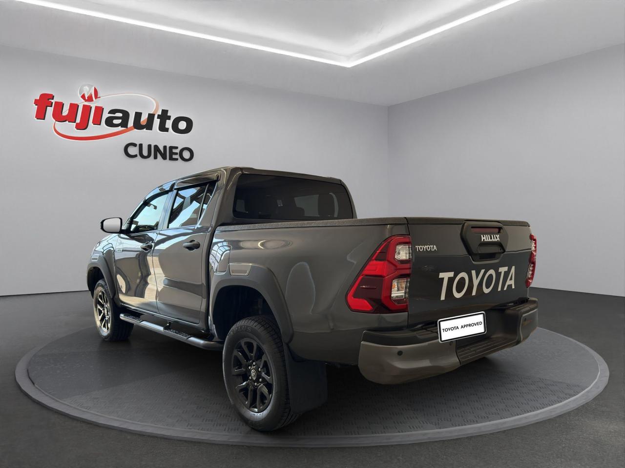 Toyota Hilux 2.8 d double cab Invincible 4wd auto