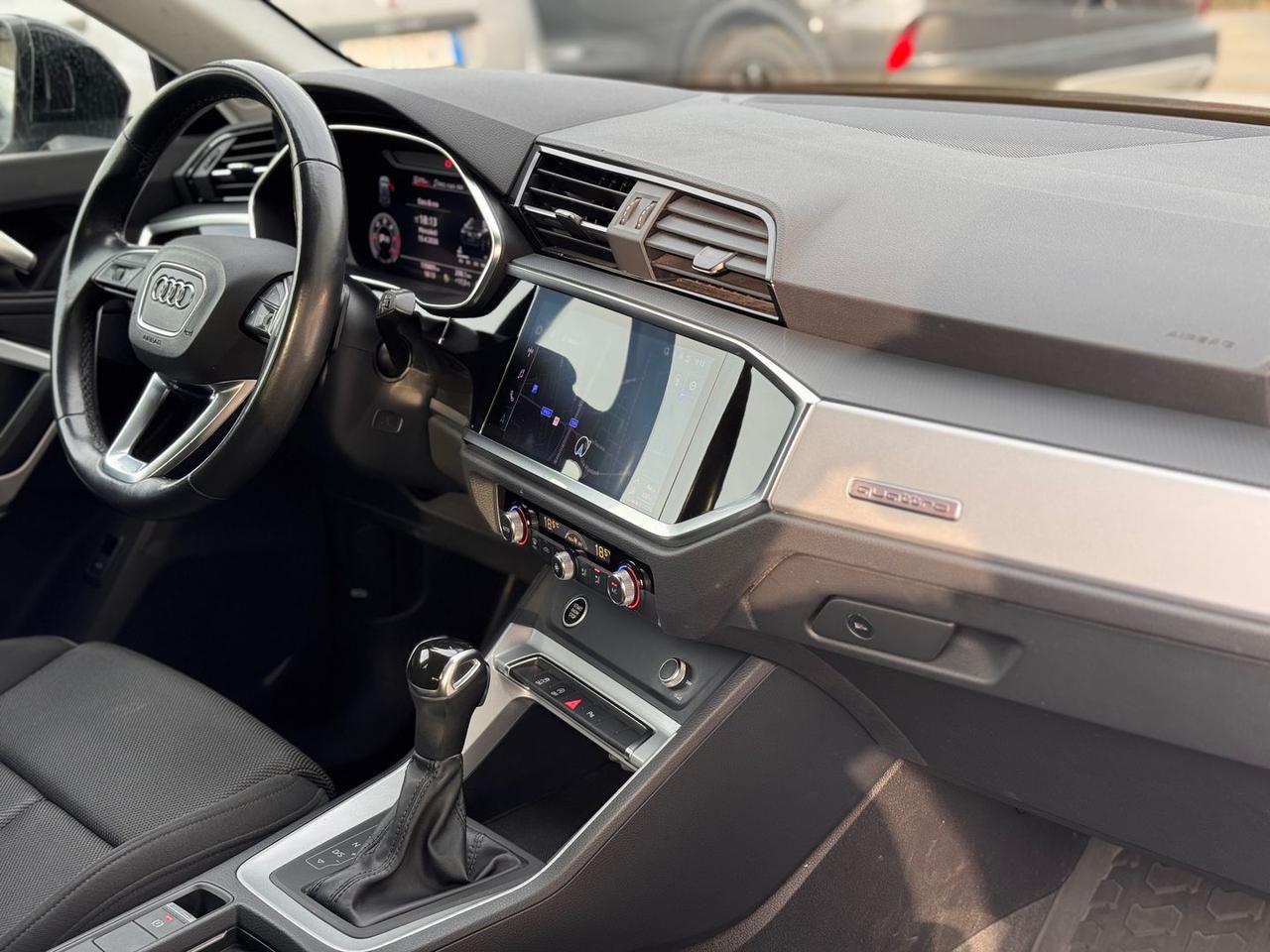 Audi Q3 S Line Edition 2.0 40 TDI #10601