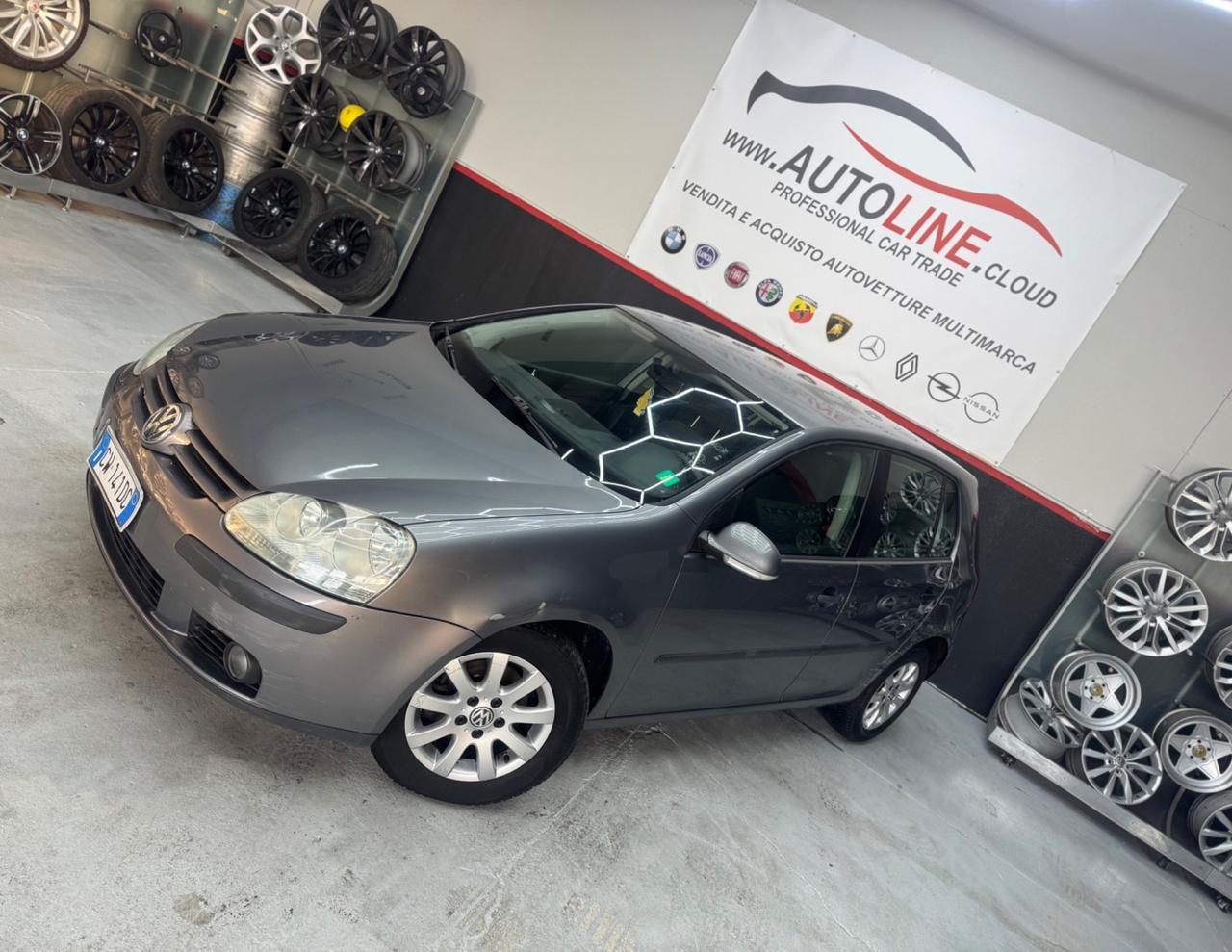 VW Golf 5 1.6 Benzina Metano 5P ADATTA NEOPATENTATI