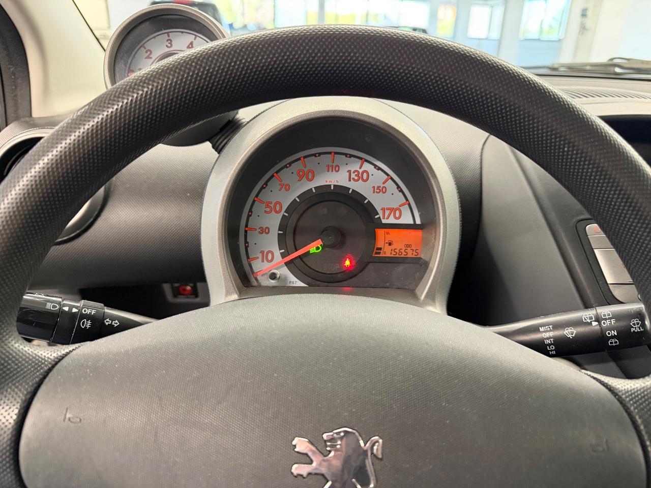 Peugeot 107 1.4 HDi 5p. Plaisir