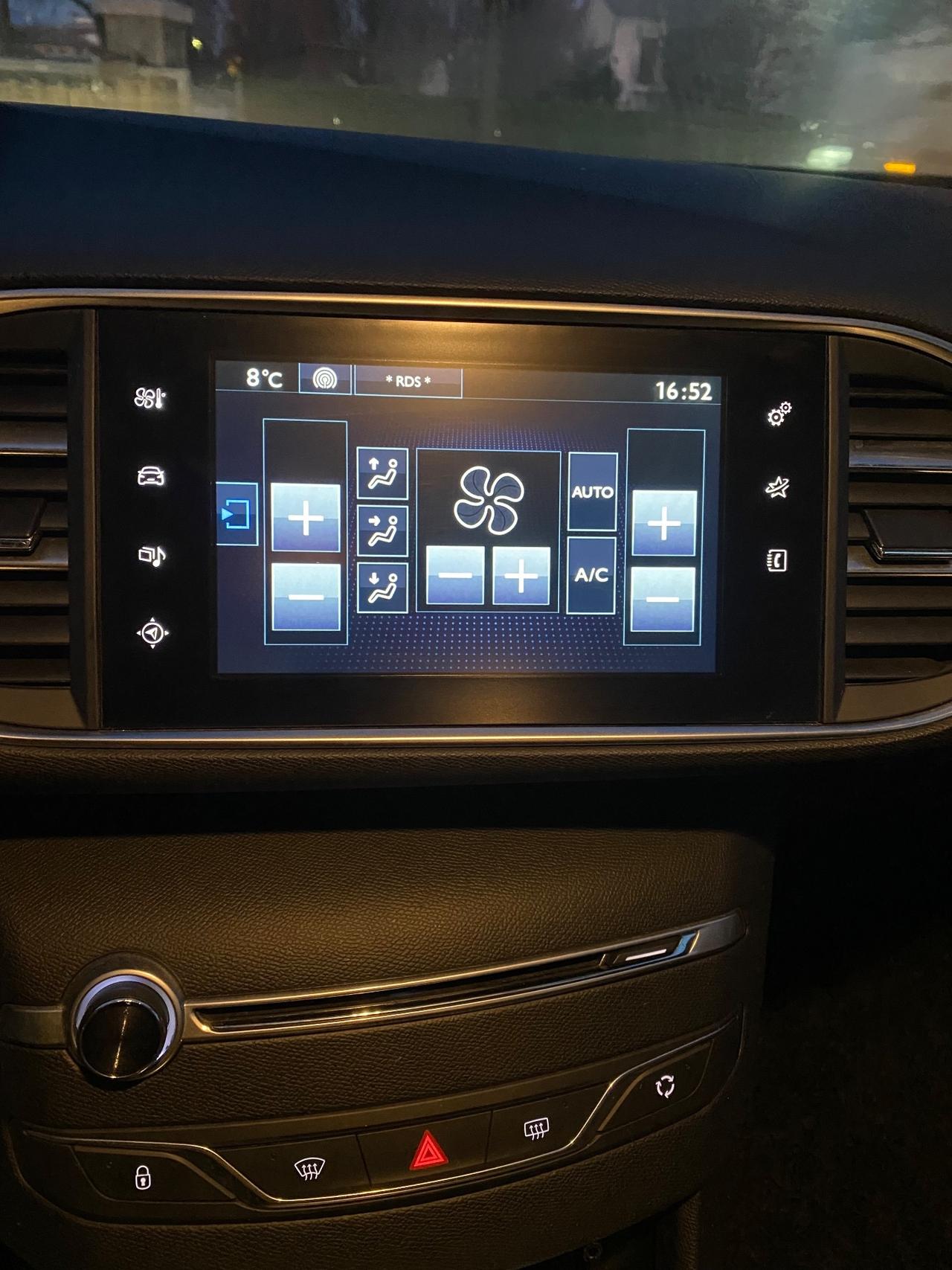 Peugeot 308 BlueHDi 100 S&S Active