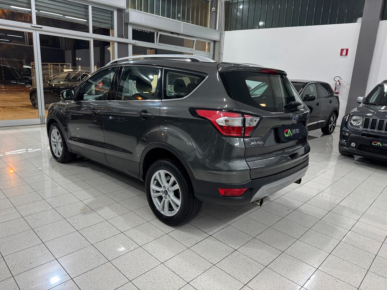 Kuga 1.5TDCI Busines UNICO PROPRIETARIO!!!!!