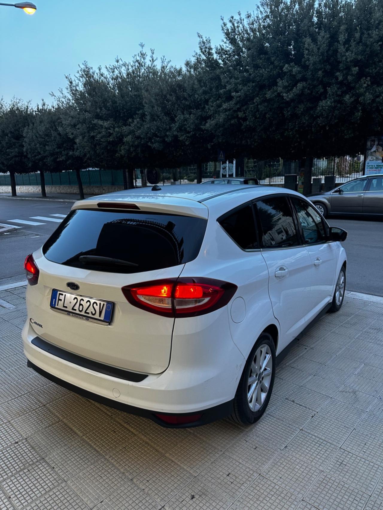 Ford C-Max 2.0 150CV Titanium ottime condizioni